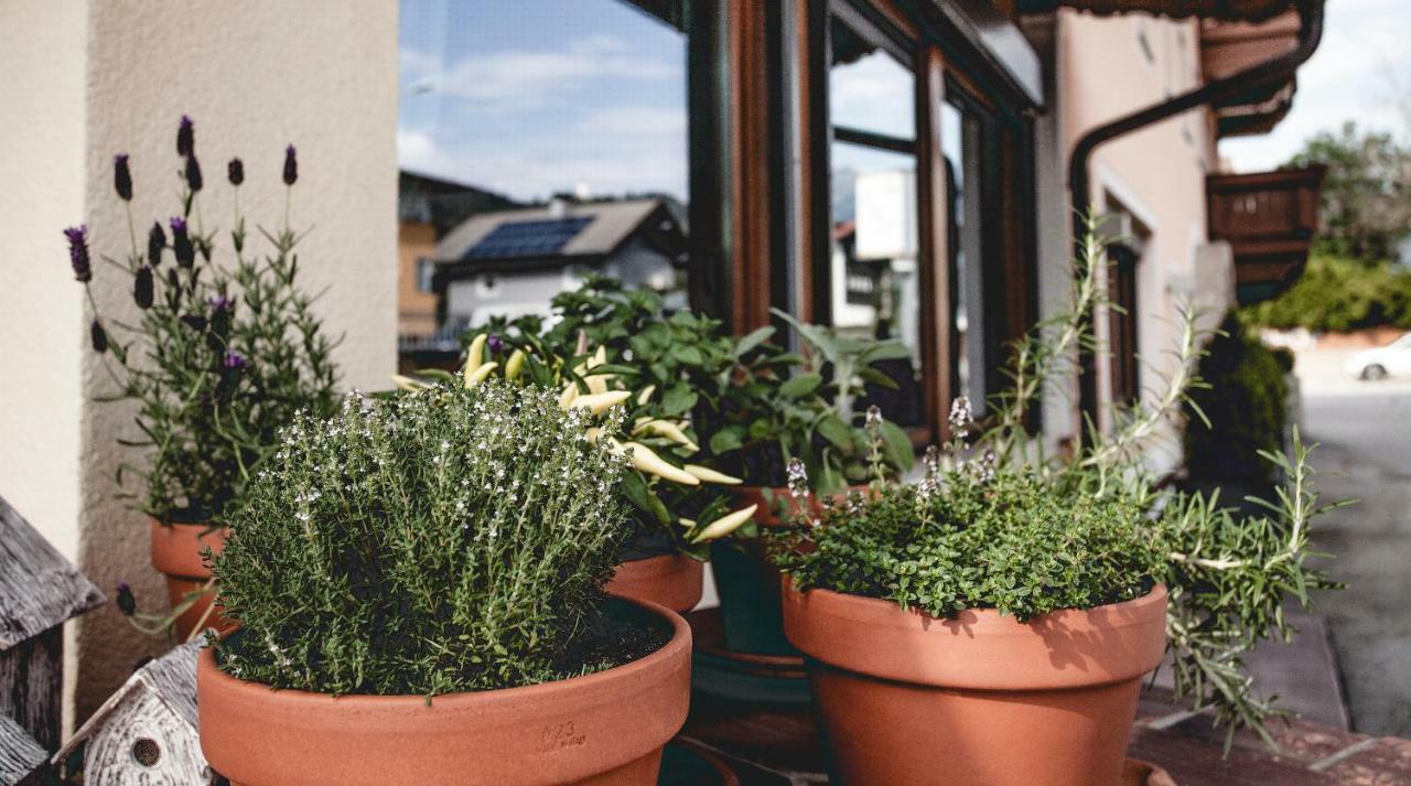Gasthof Schmalzerhof Weer Exterior photo